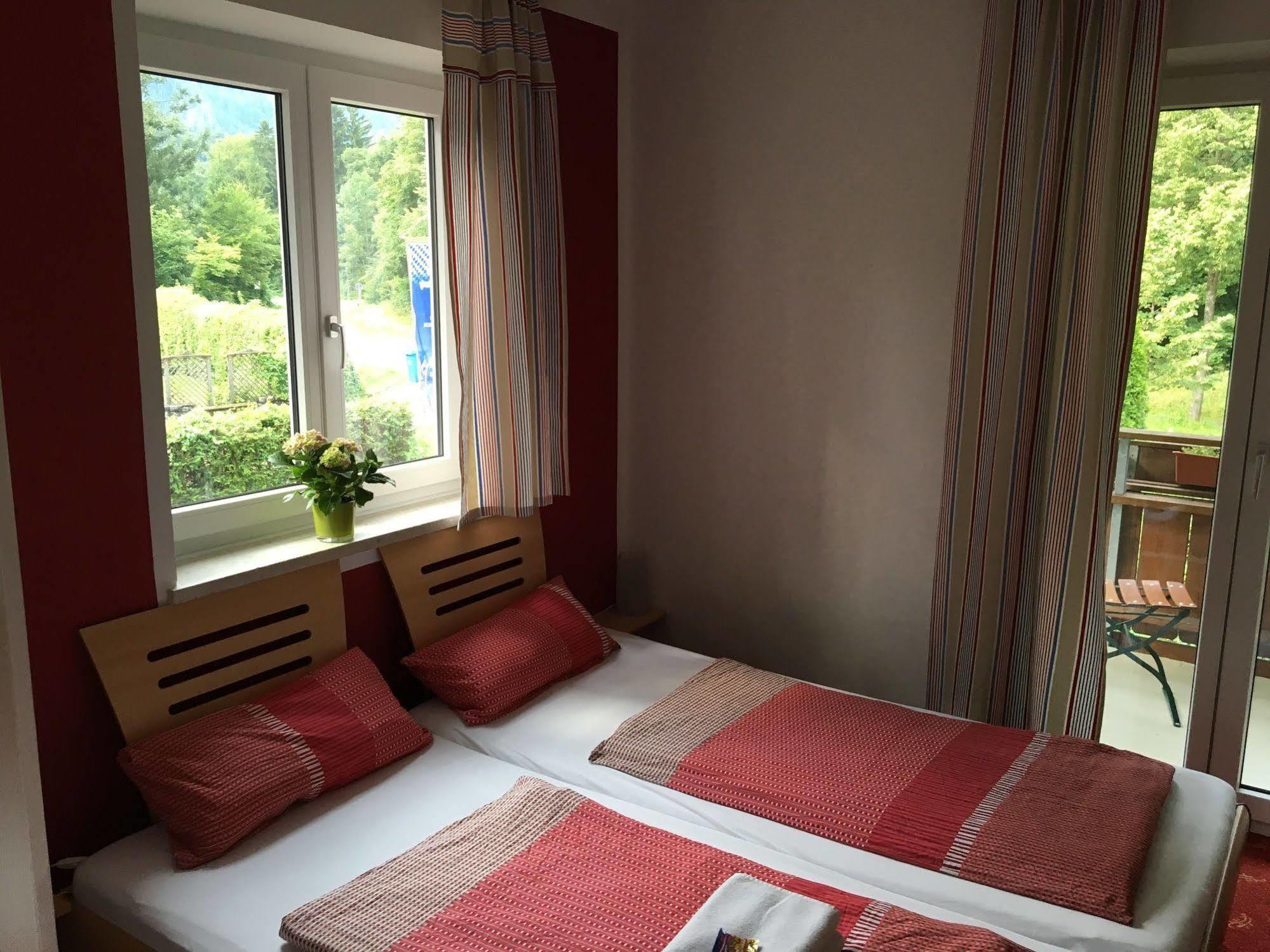 Hotel Pension Schwansee Σβάνγκαου Εξωτερικό φωτογραφία